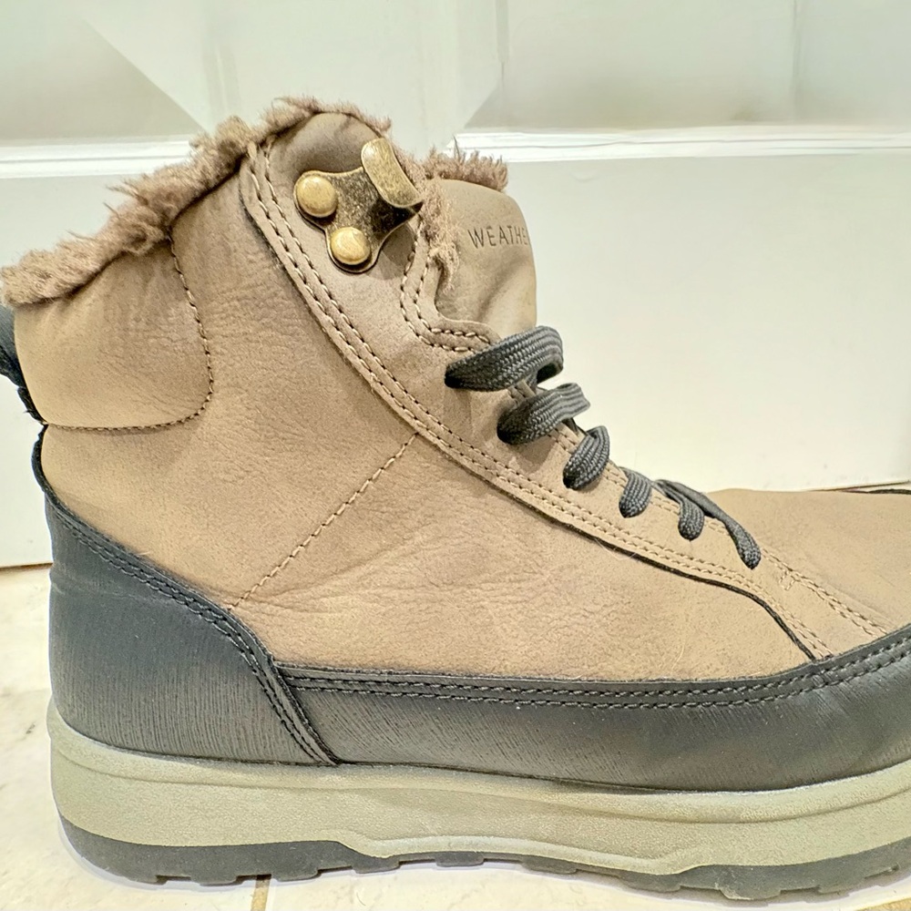 Weatherproof Men's Brown and Black Boots - Picture 3 of 9